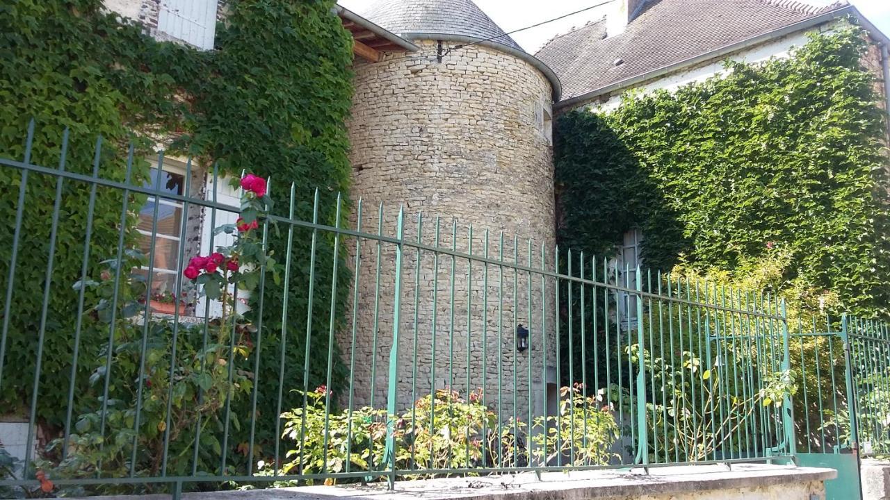 Chez Zaza Stigny Exterior foto