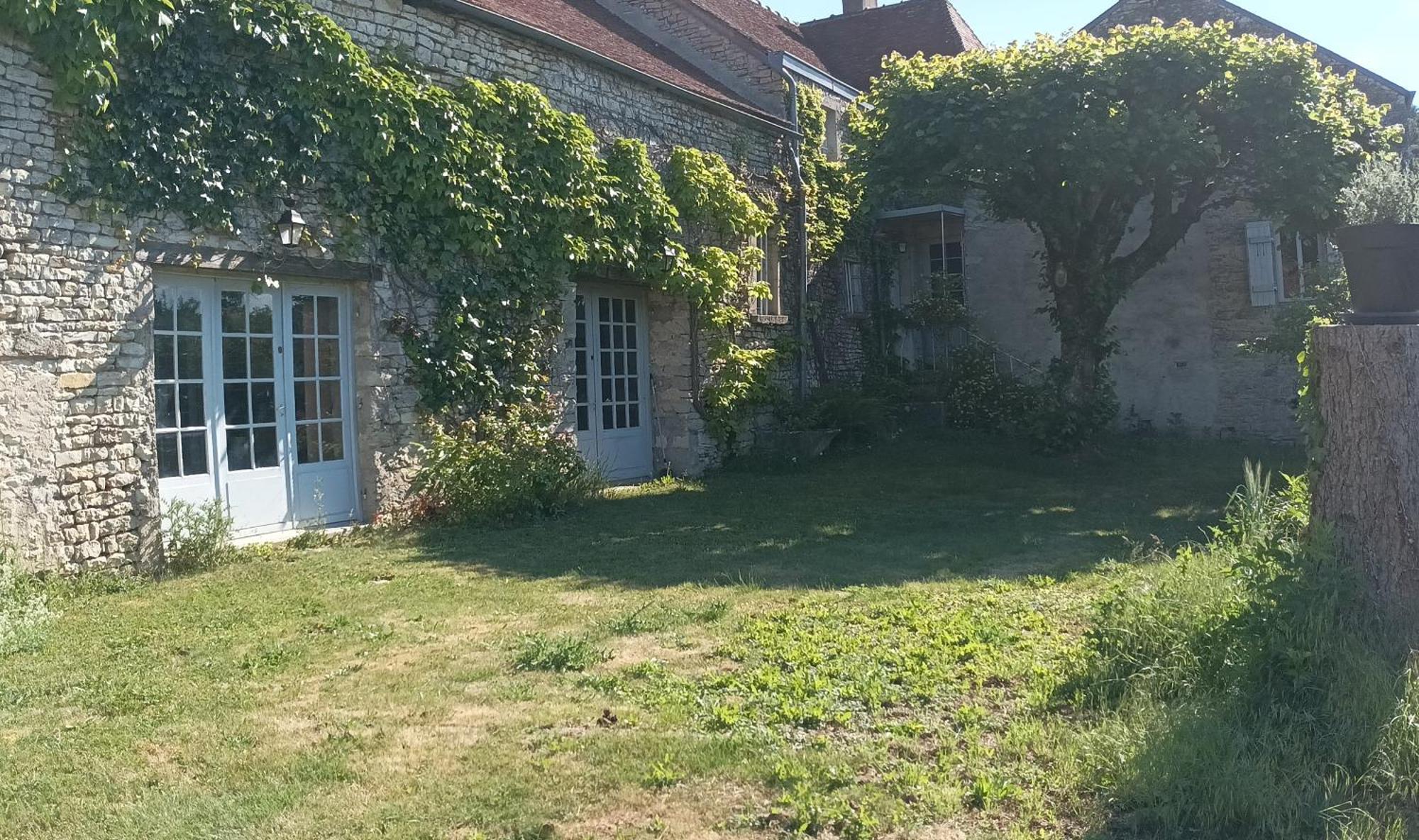 Chez Zaza Stigny Exterior foto